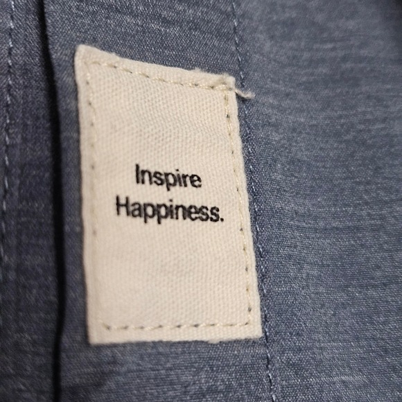 Vuori Men Bridge Short Sleeve Button Down Shirt Gray Pattern Stretch Small V184 - Picture 9 of 13